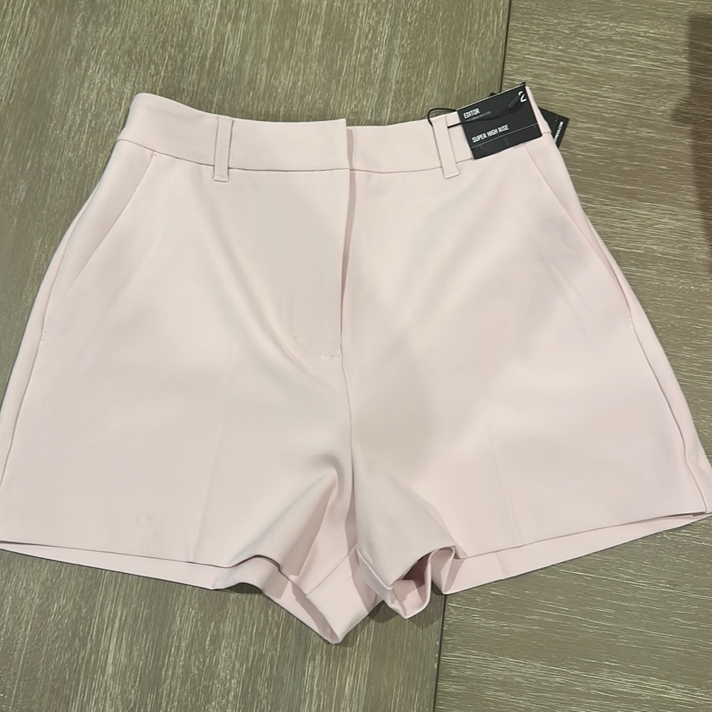 Gorgeous baby pink short 🩷
